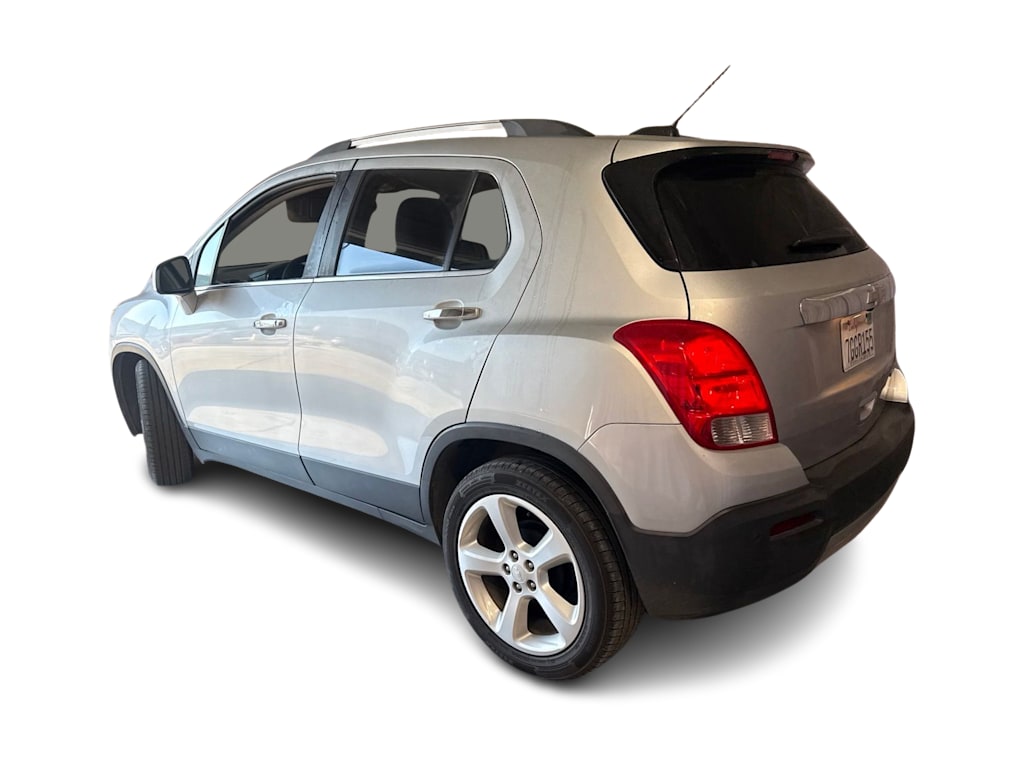 Thumbnail: 2015 Chevrolet Trax - 4