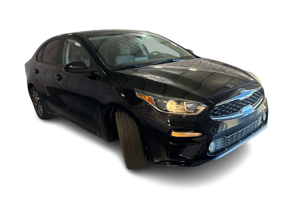 Thumbnail: 2021 Kia Forte - 15