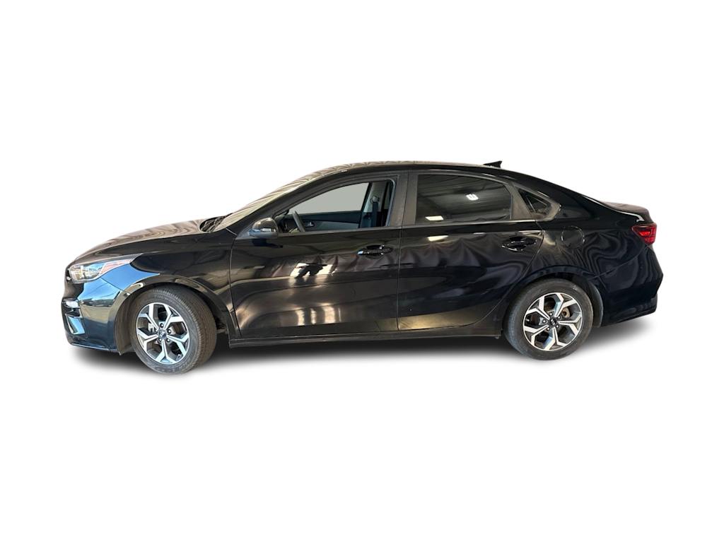 Thumbnail: 2021 Kia Forte - 3