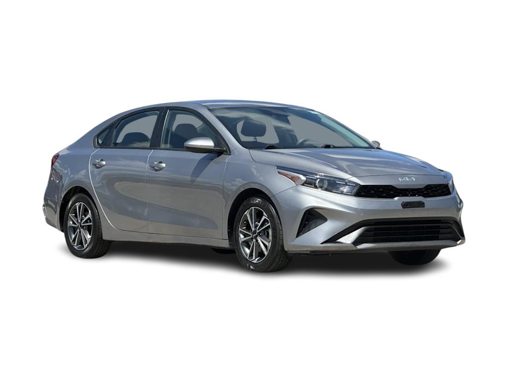 Thumbnail: 2023 Kia Forte - 22