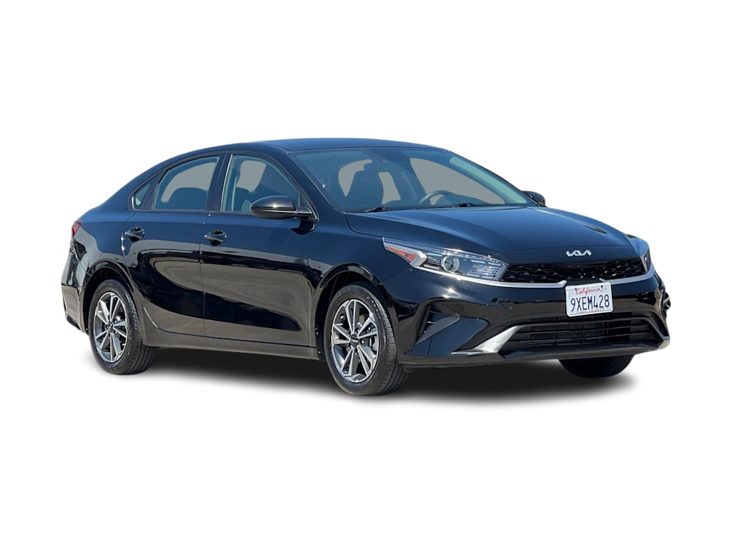 Thumbnail: 2024 Kia Forte - 21