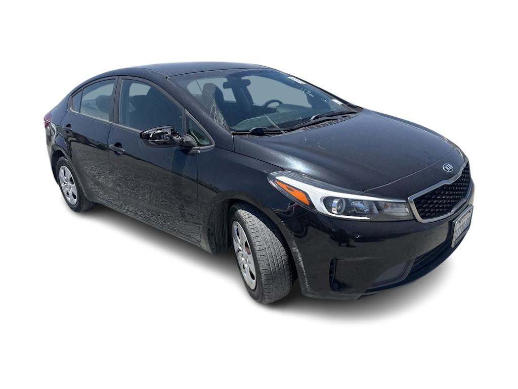 Thumbnail: 2017 Kia Forte - 11