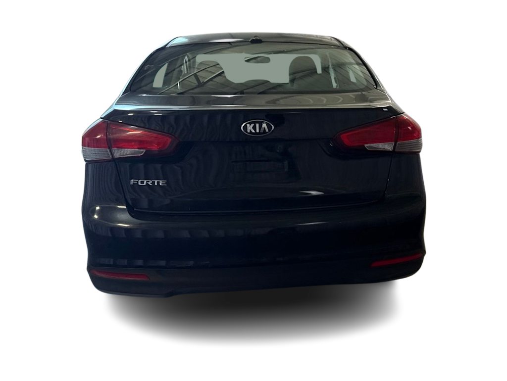 Thumbnail: 2017 Kia Forte - 5