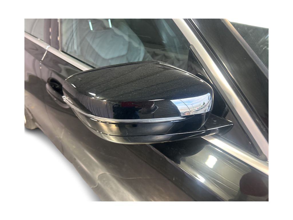 Thumbnail: 2024 BMW 3 Series - 4