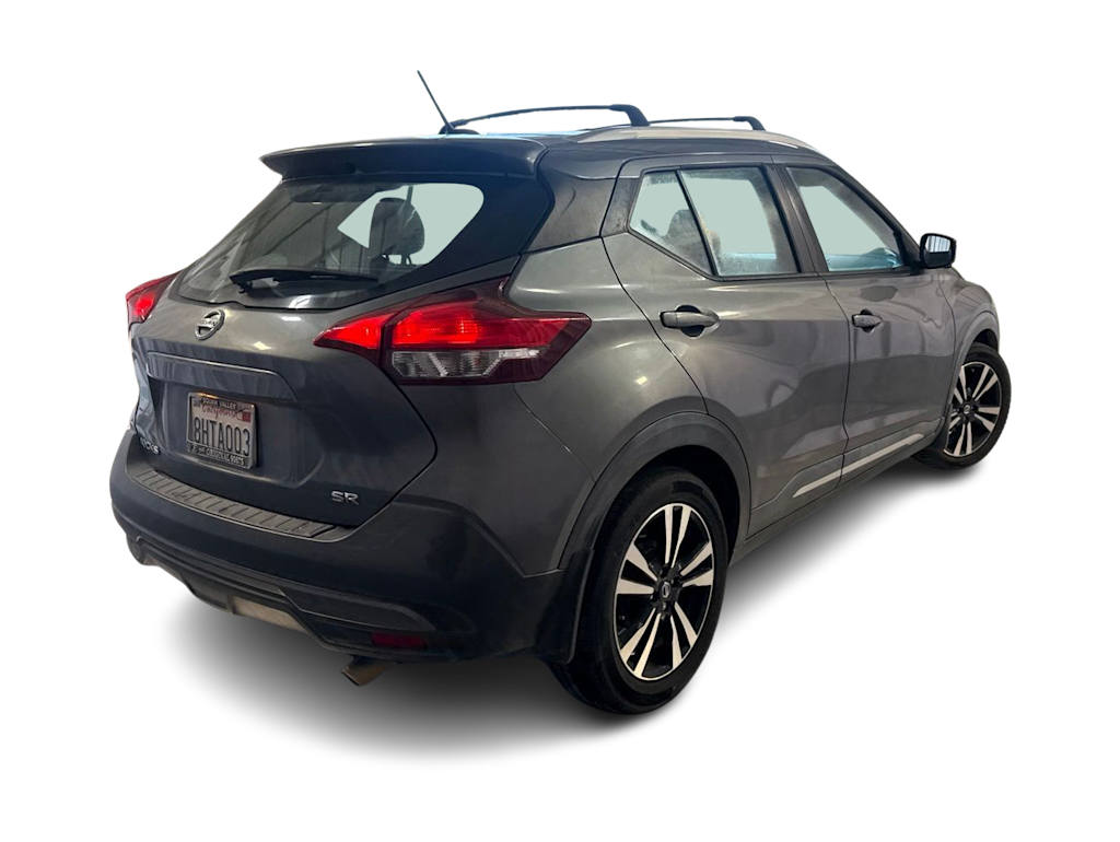 Thumbnail: 2018 Nissan Kicks - 15