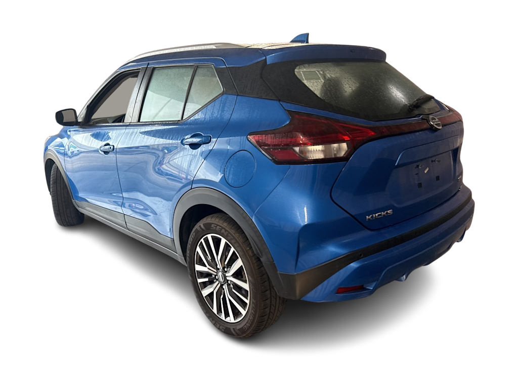 Thumbnail: 2021 Nissan Kicks - 3