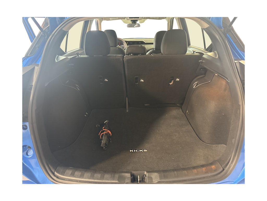 Thumbnail: 2021 Nissan Kicks - 13