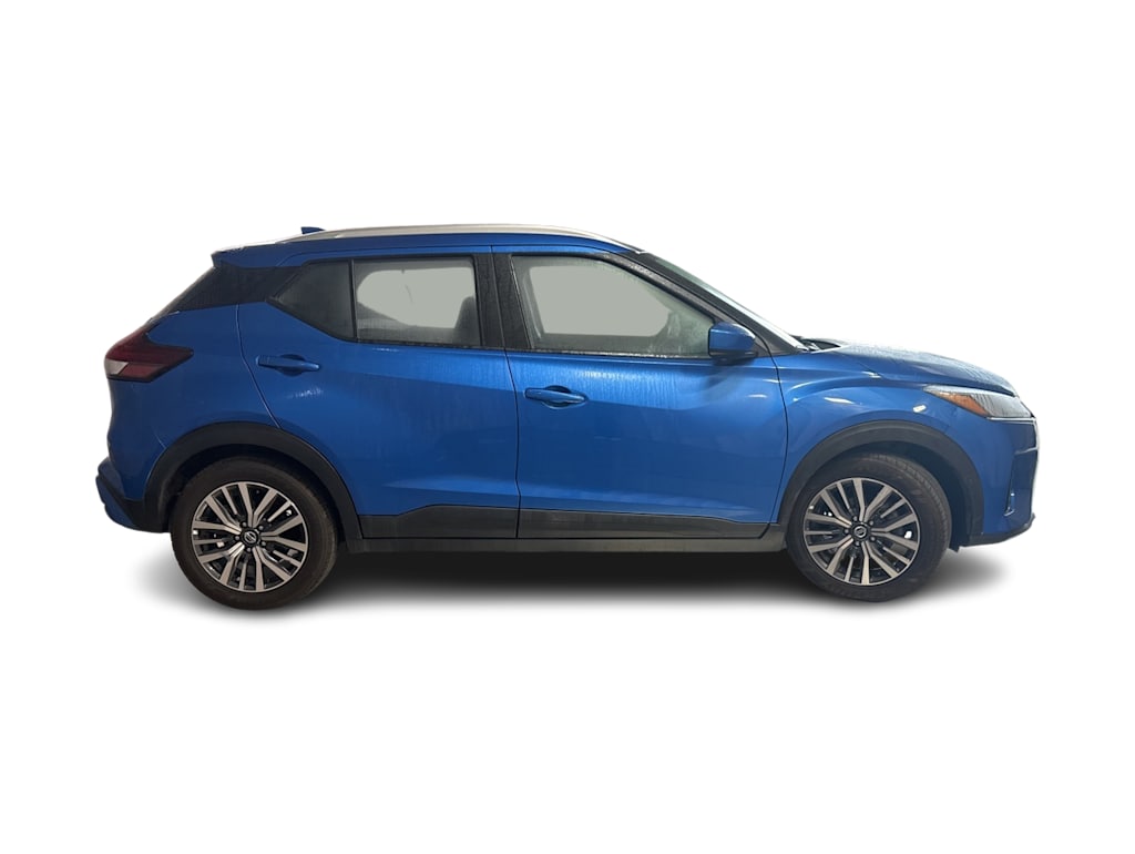 Thumbnail: 2021 Nissan Kicks - 16