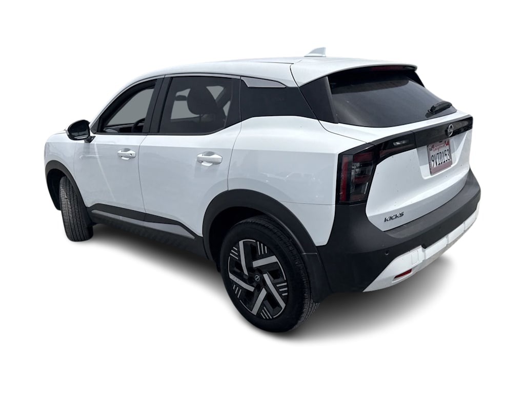 Thumbnail: 2025 Nissan Kicks - 4