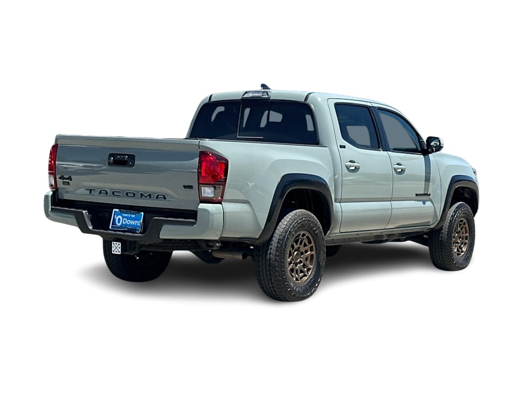 Thumbnail: 2023 Toyota Tacoma - 17