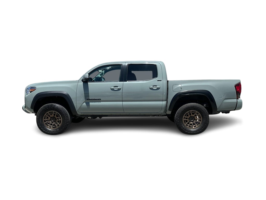Thumbnail: 2023 Toyota Tacoma - 3