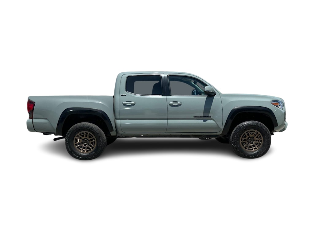 Thumbnail: 2023 Toyota Tacoma - 18