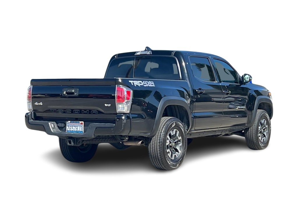 Thumbnail: 2022 Toyota Tacoma - 18