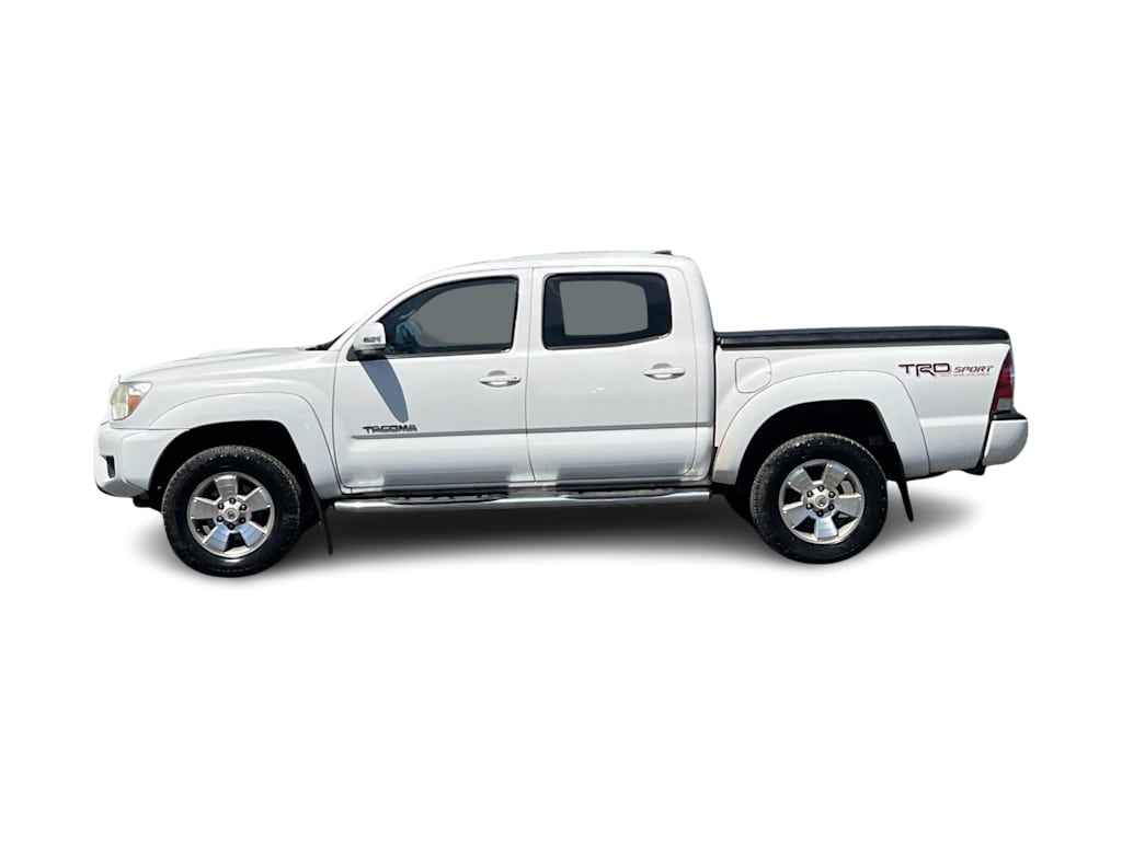 Thumbnail: 2014 Toyota Tacoma - 3