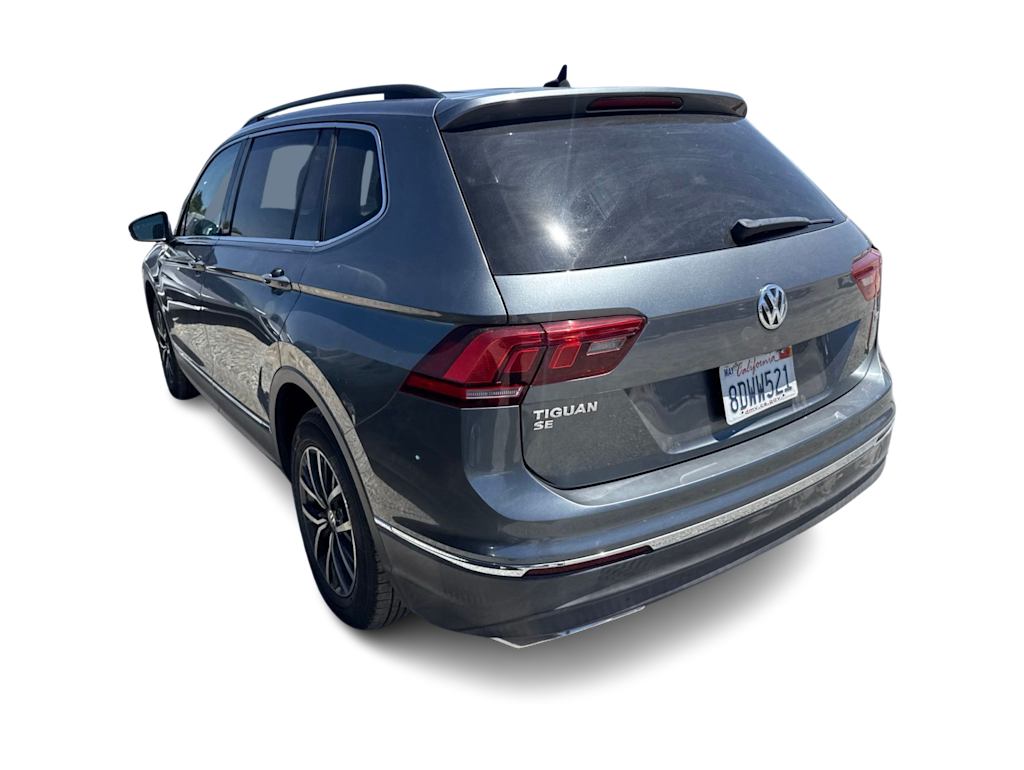 Thumbnail: 2018 Volkswagen Tiguan - 3