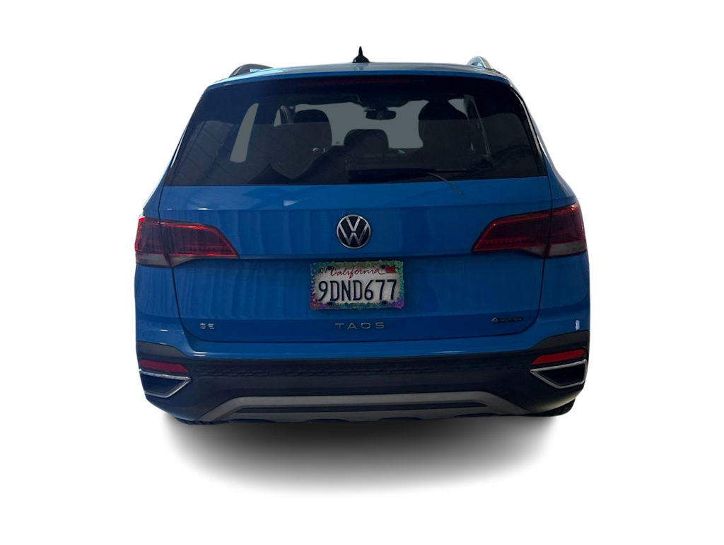 Thumbnail: 2023 Volkswagen Taos - 4