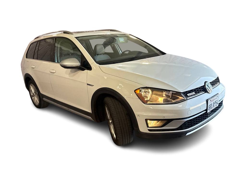 Thumbnail: 2017 Volkswagen Golf - 14