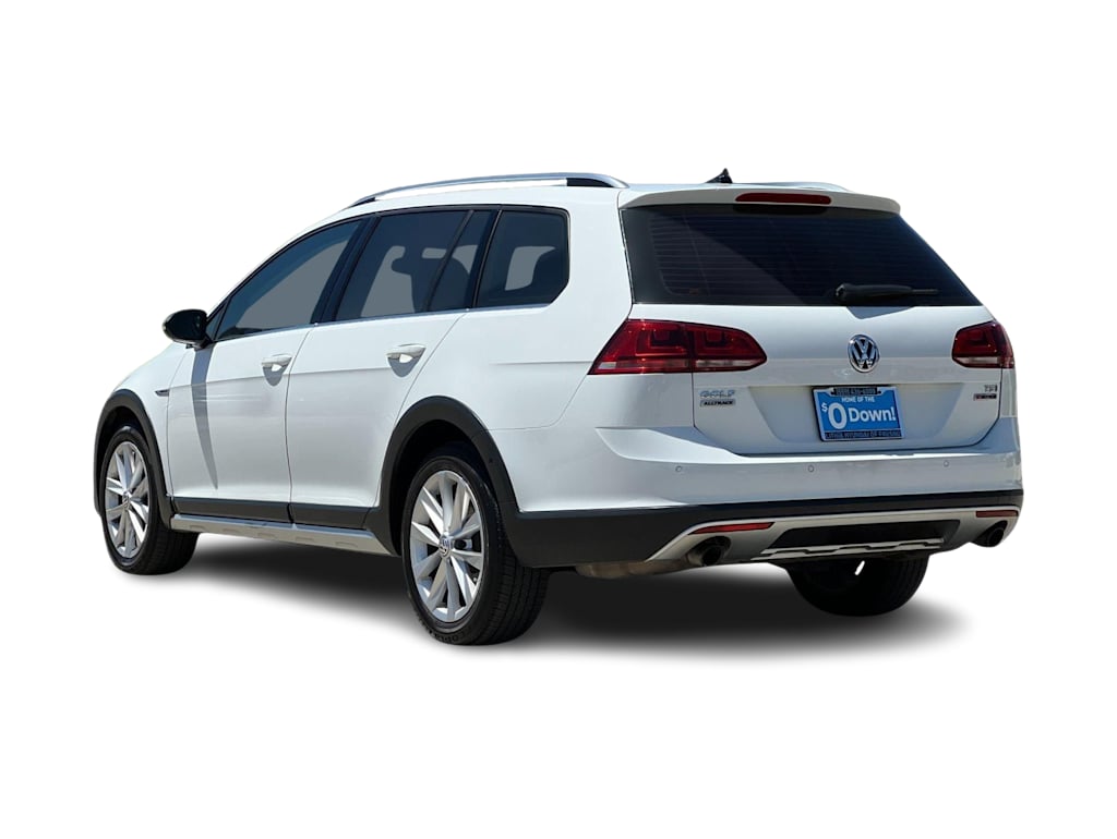 Thumbnail: 2017 Volkswagen Golf - 4