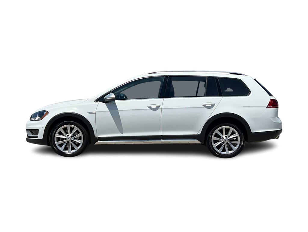 Thumbnail: 2017 Volkswagen Golf - 3