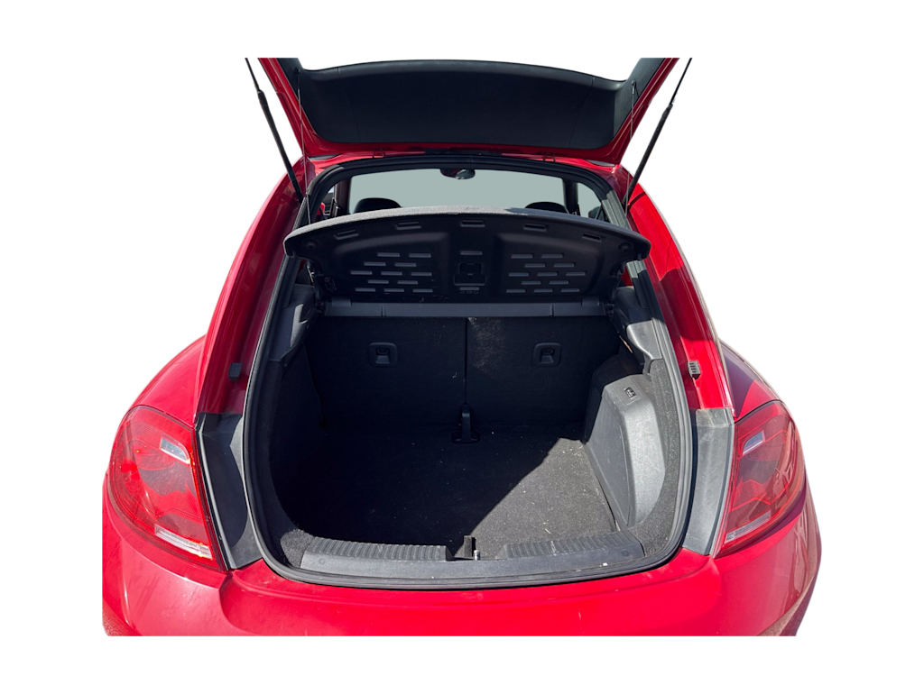 Thumbnail: 2013 Volkswagen Beetle - 21