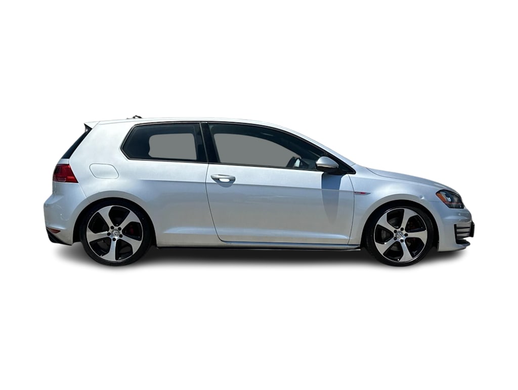 Thumbnail: 2016 Volkswagen Golf - 20