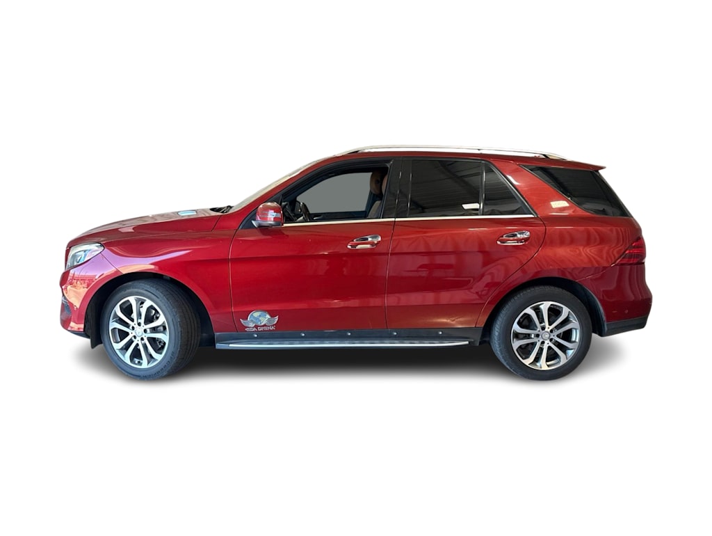 Thumbnail: 2016 Mercedes-Benz GLE - 3