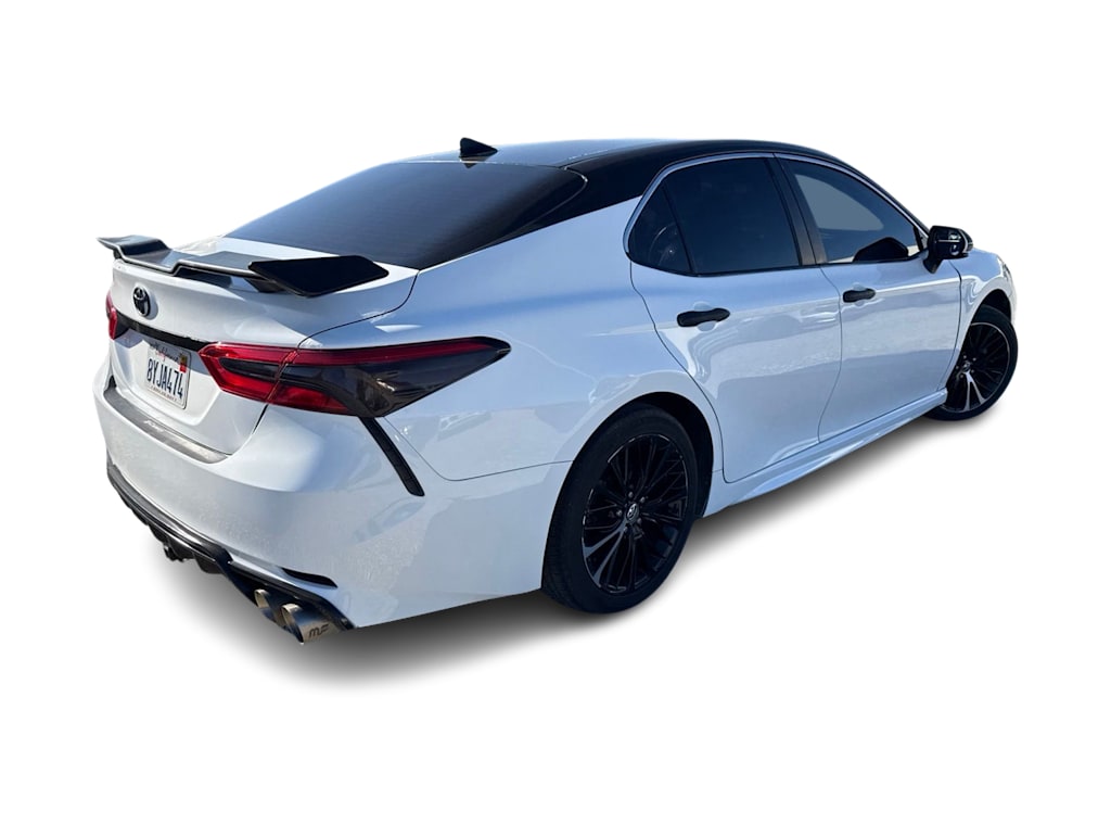 Thumbnail: 2019 Toyota Camry - 18