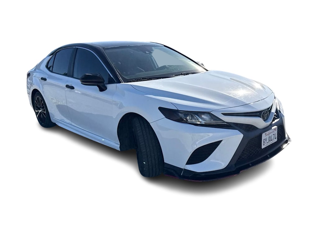 Thumbnail: 2019 Toyota Camry - 16