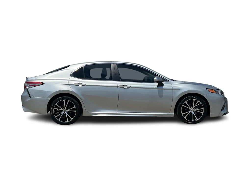 Thumbnail: 2018 Toyota Camry - 20