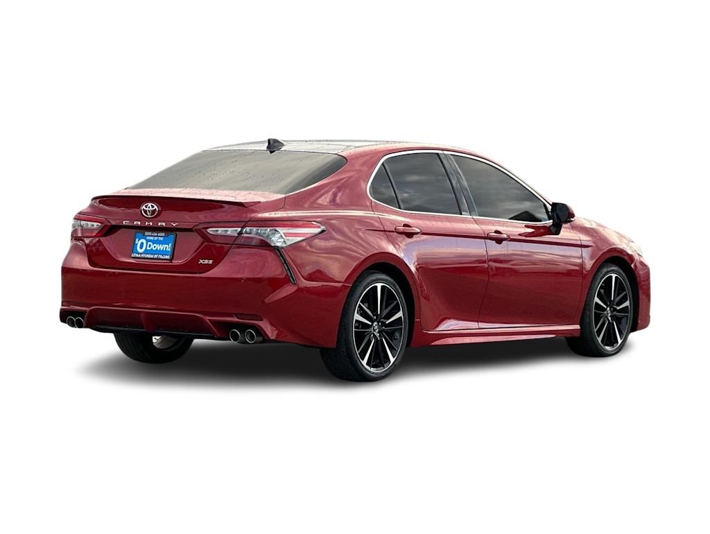 2019 Toyota Camry XSE 18