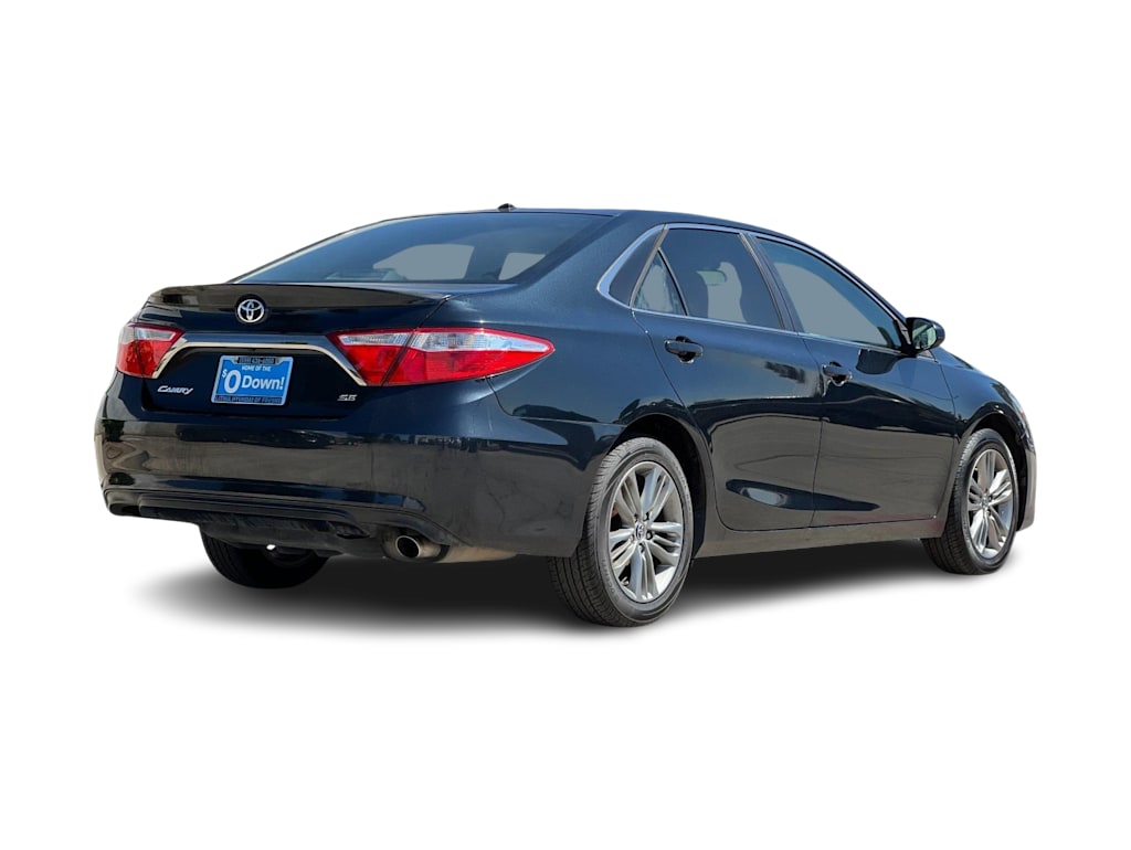 Thumbnail: 2015 Toyota Camry - 18