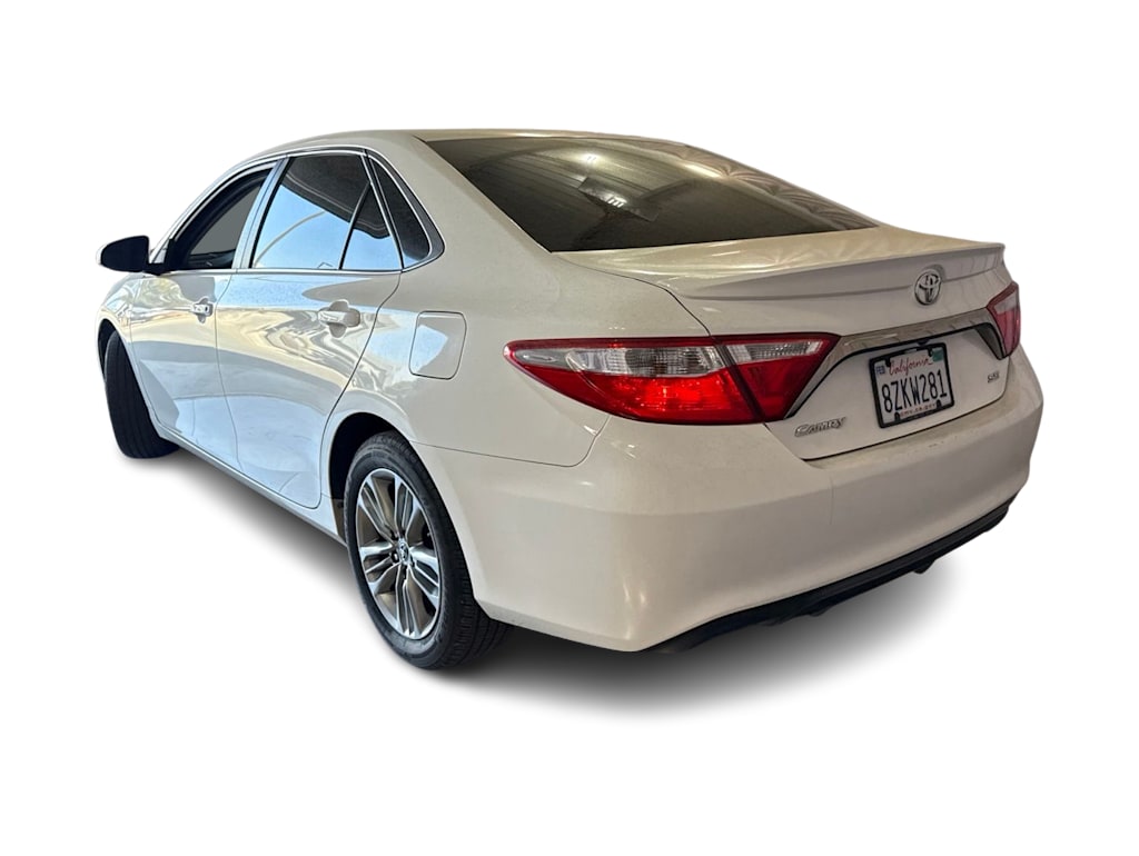 Thumbnail: 2016 Toyota Camry - 4