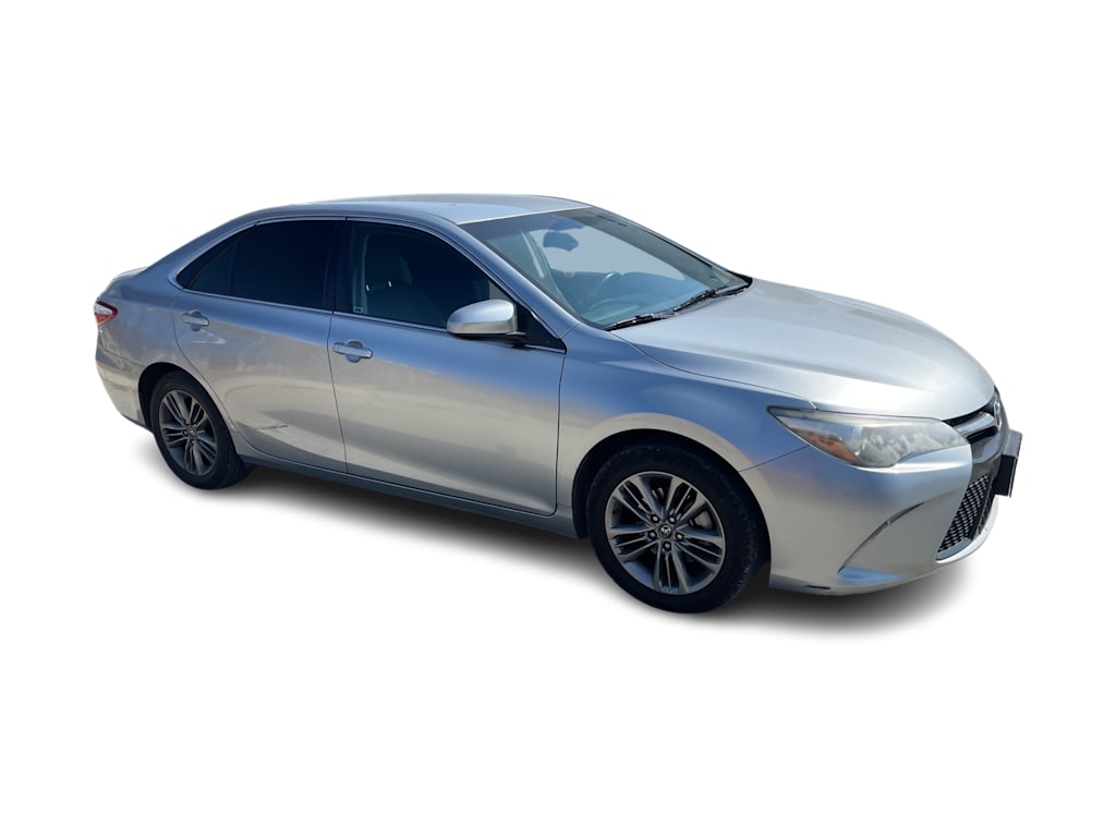 2016 Toyota Camry SE 14