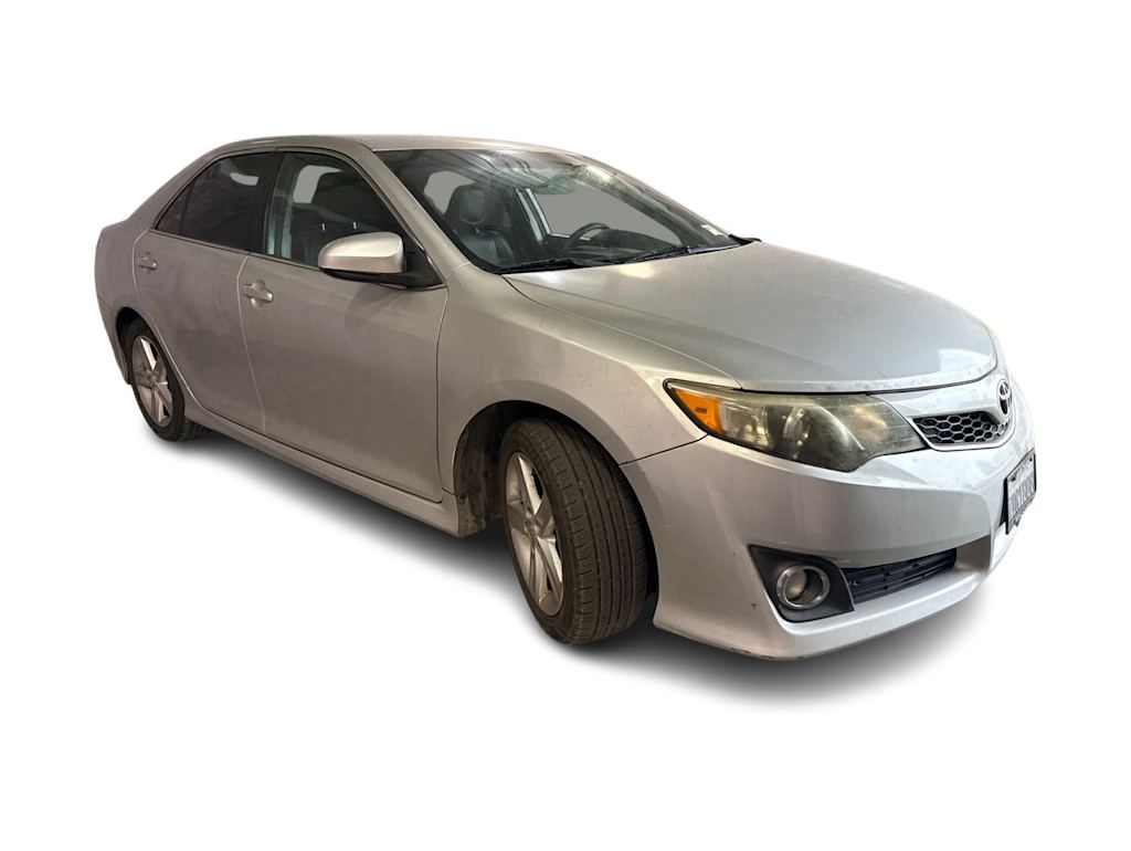 Thumbnail: 2014 Toyota Camry - 12