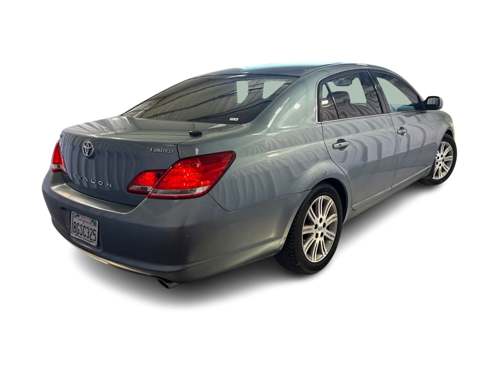 Thumbnail: 2005 Toyota Avalon - 17