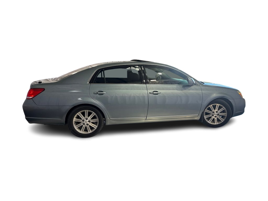 Thumbnail: 2005 Toyota Avalon - 16