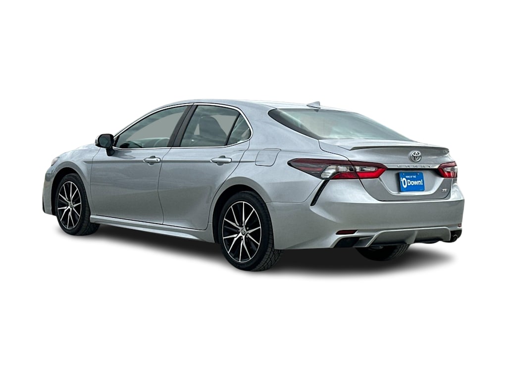 2021 Toyota Camry SE 4