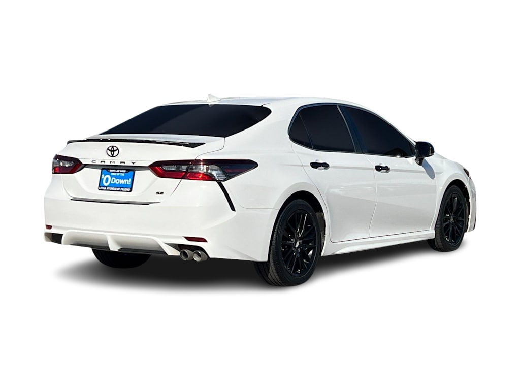 Thumbnail: 2022 Toyota Camry - 18