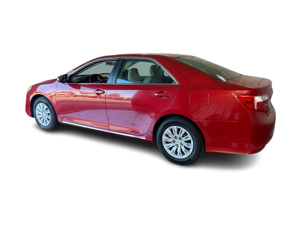 Thumbnail: 2012 Toyota Camry - 14