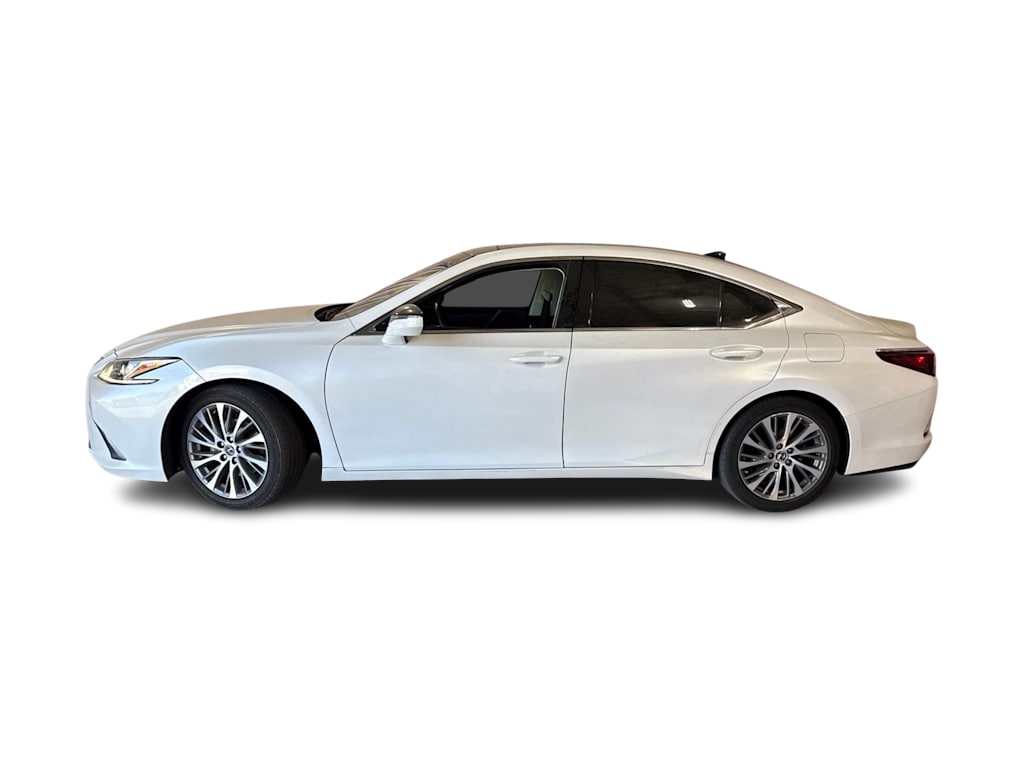 Thumbnail: 2019 Lexus ES - 3