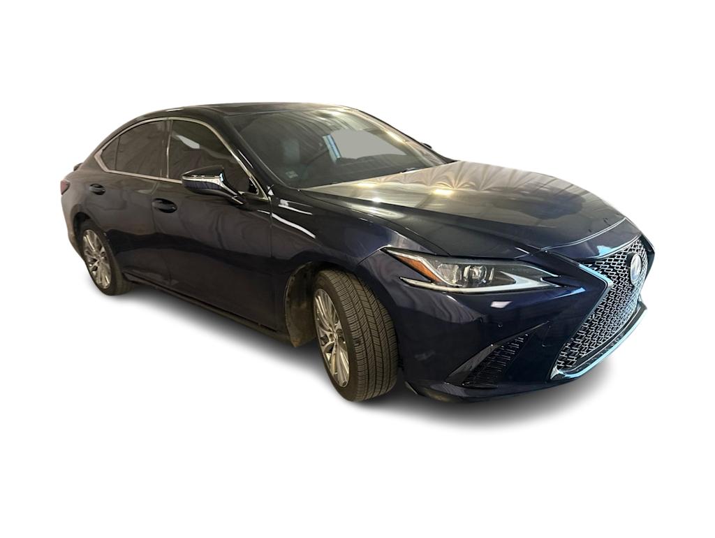 Thumbnail: 2020 Lexus ES - 13