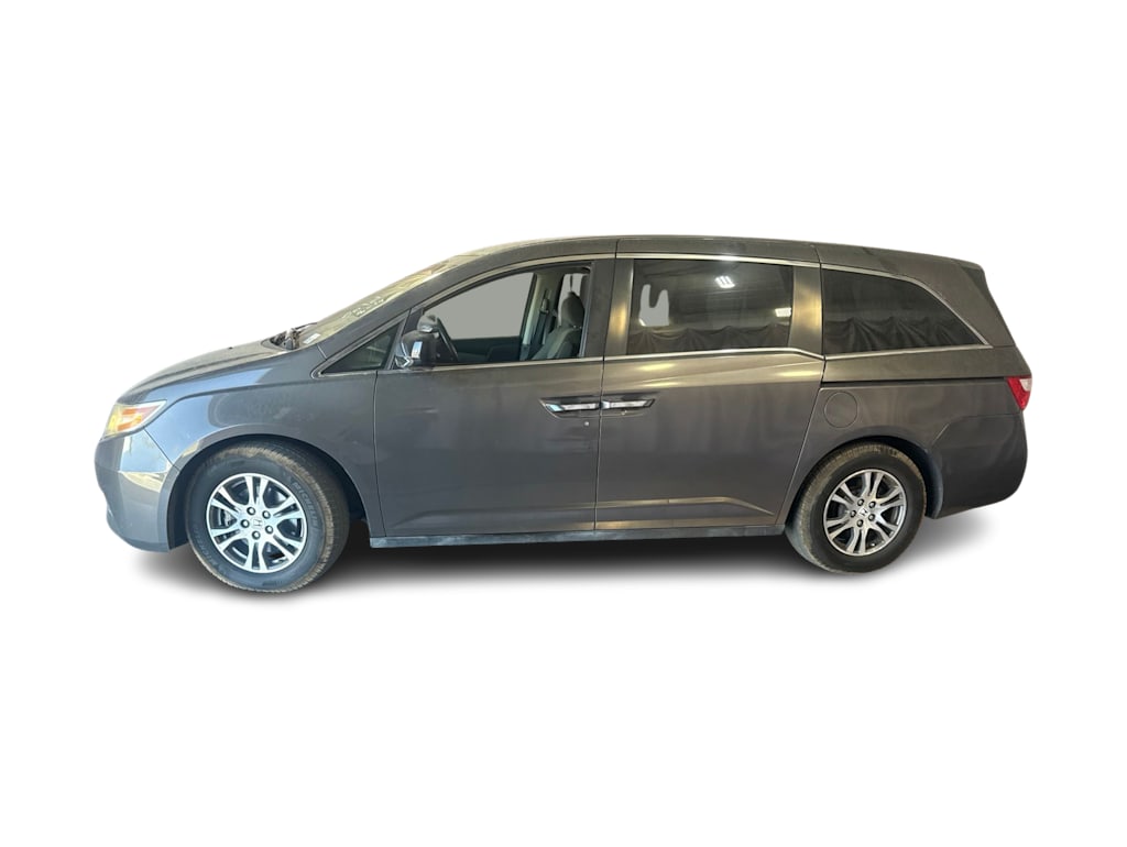 Thumbnail: 2011 Honda Odyssey - 2