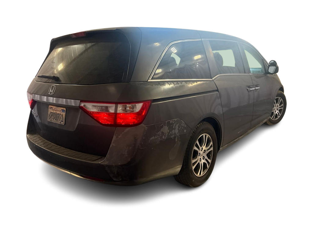 Thumbnail: 2011 Honda Odyssey - 15