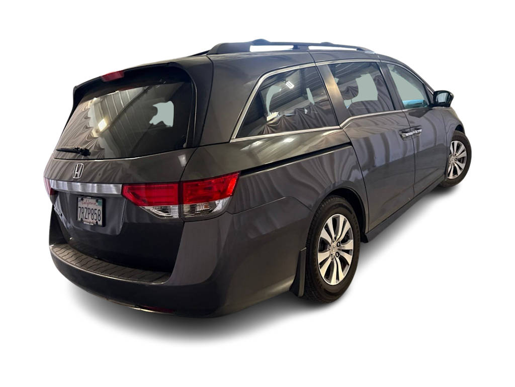Thumbnail: 2016 Honda Odyssey - 17