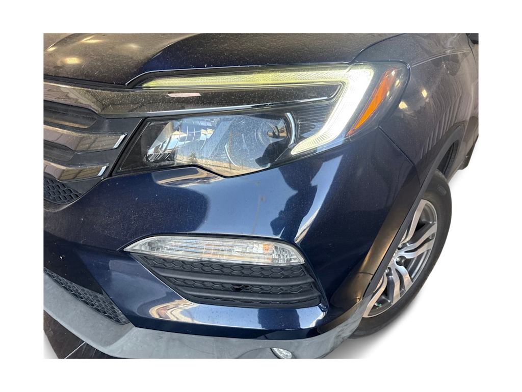 Thumbnail: 2017 Honda Pilot - 16