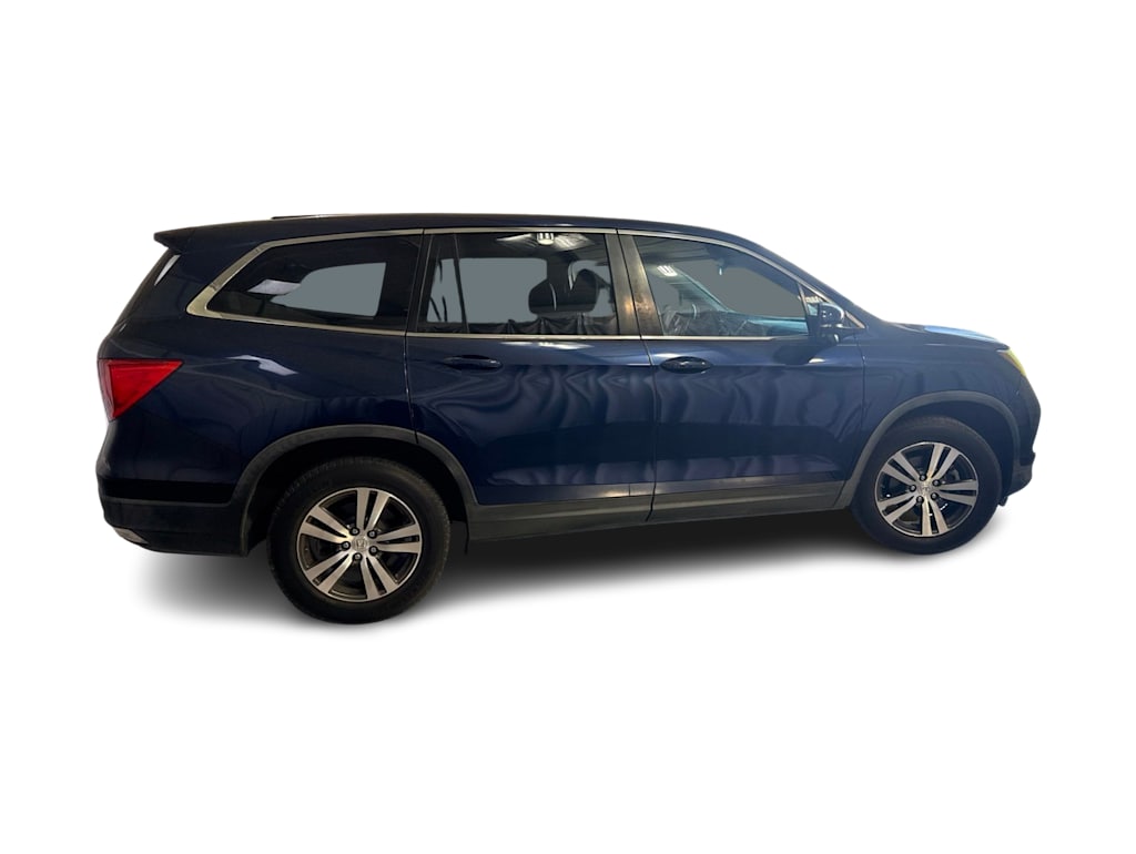 Thumbnail: 2017 Honda Pilot - 14