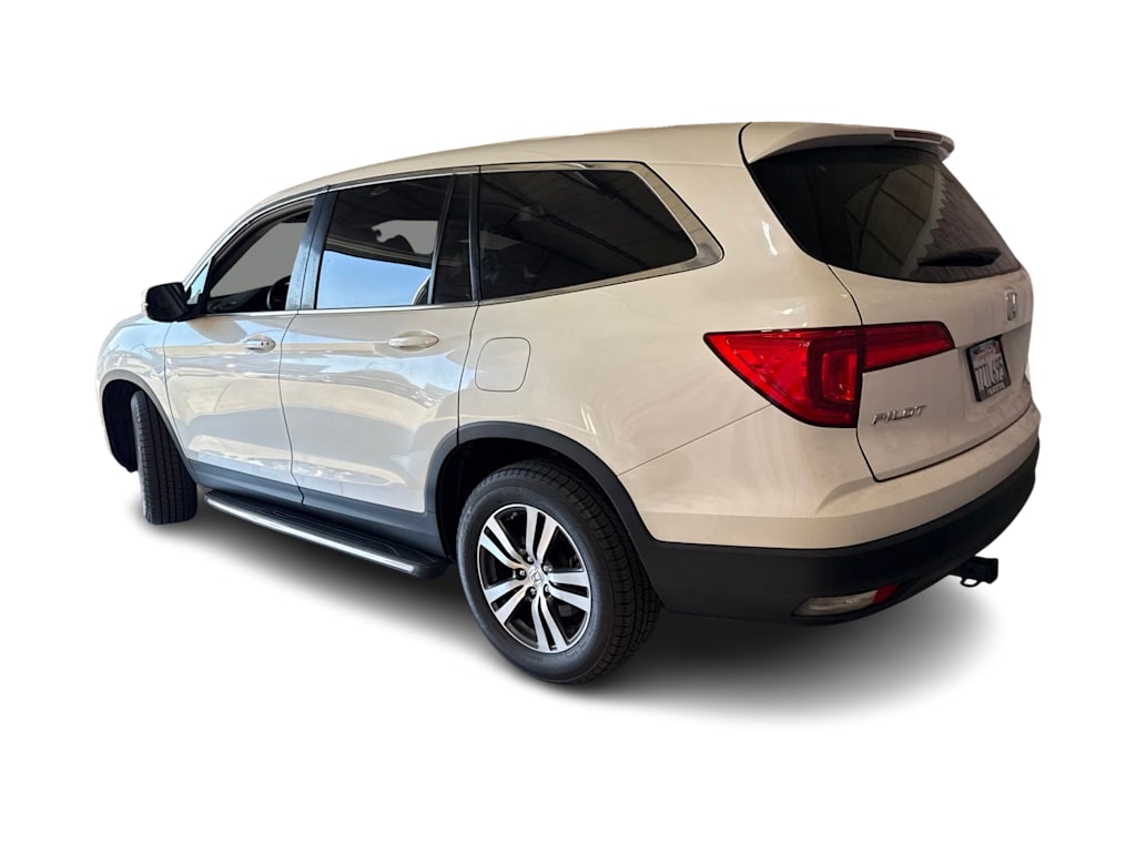 Thumbnail: 2017 Honda Pilot - 3