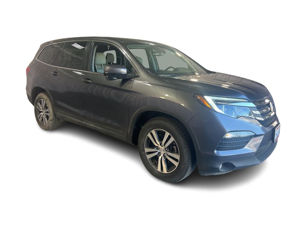 Thumbnail: 2017 Honda Pilot - 18