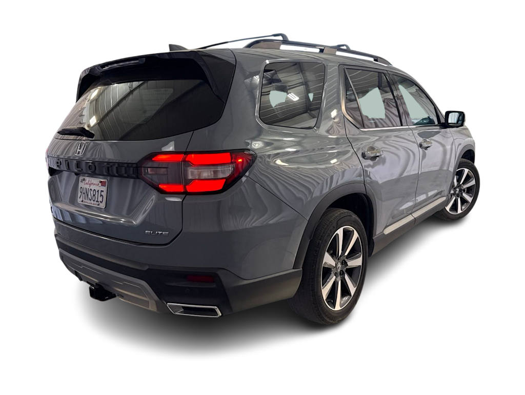 Thumbnail: 2023 Honda Pilot - 16