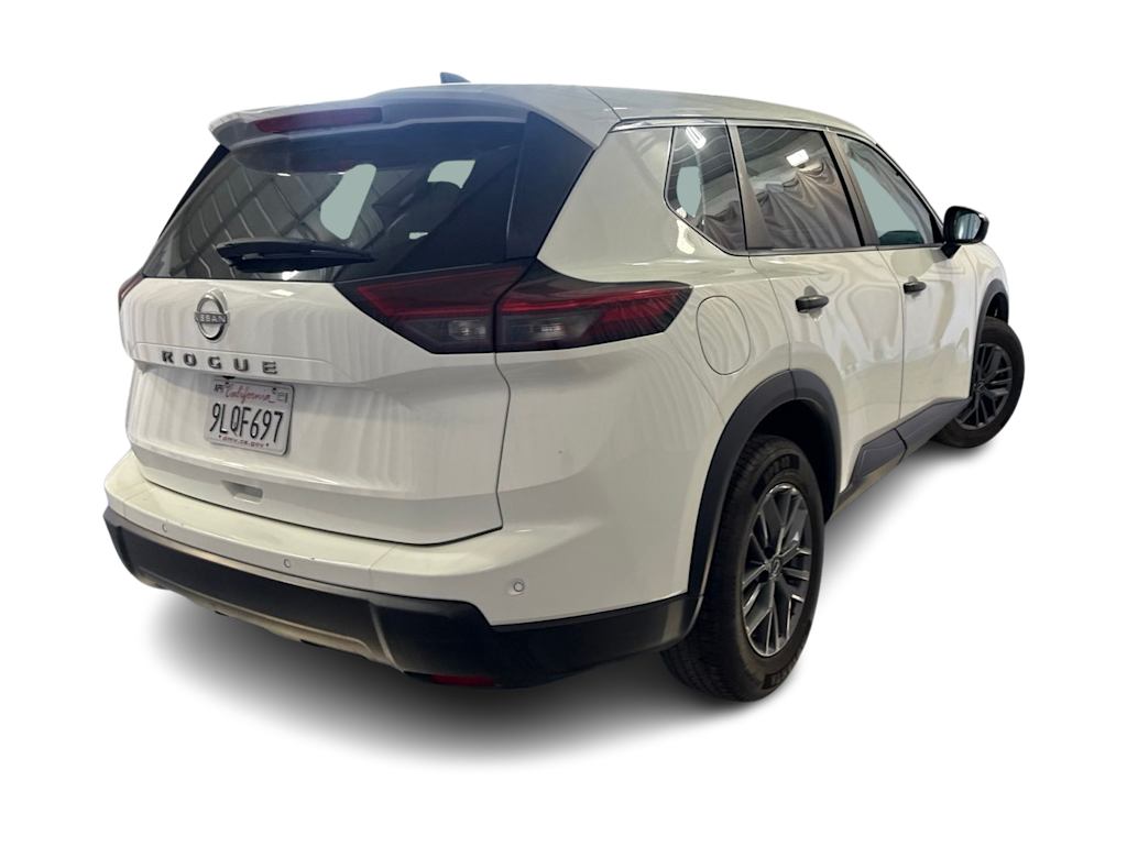 Thumbnail: 2024 Nissan Rogue - 17